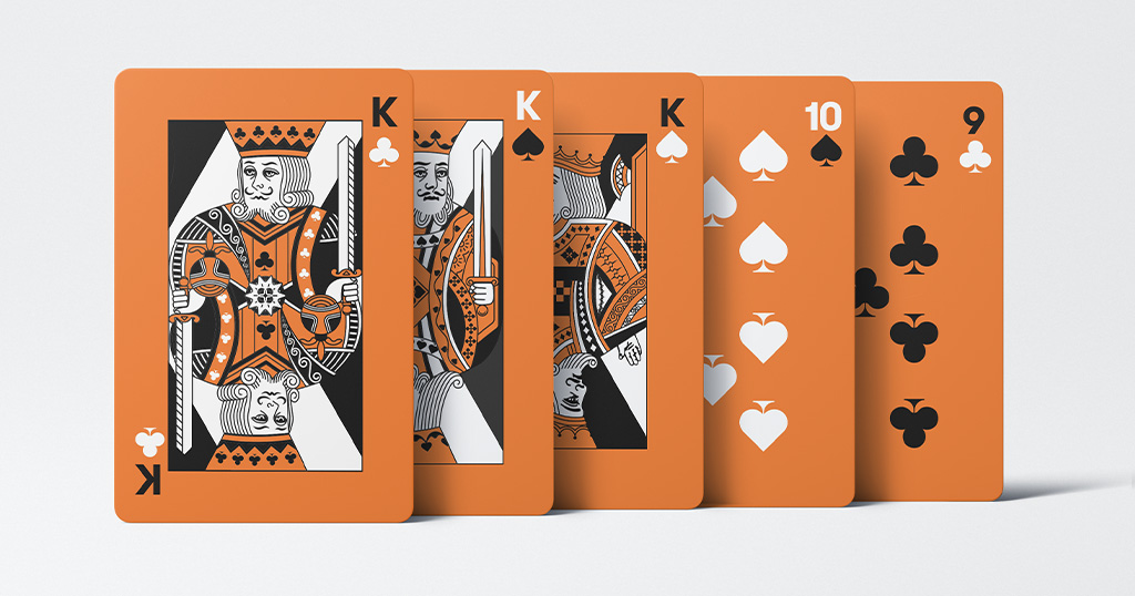 Trio en Manos de póker - Betsson Blog